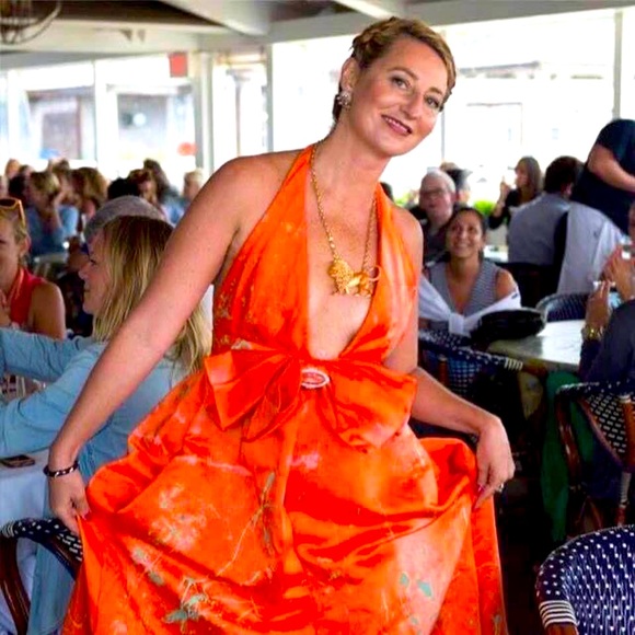 Meet your Posher, Sophia - Picture 3 of 10